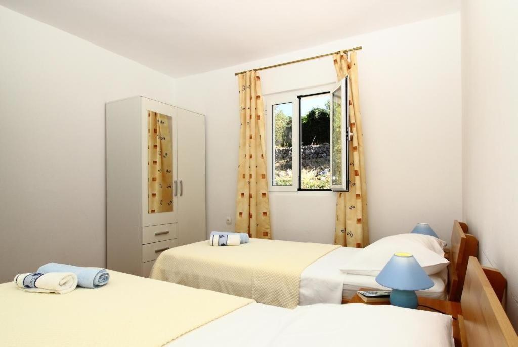 Apartments Dubreta ซัฟทัท ภายนอก รูปภาพ