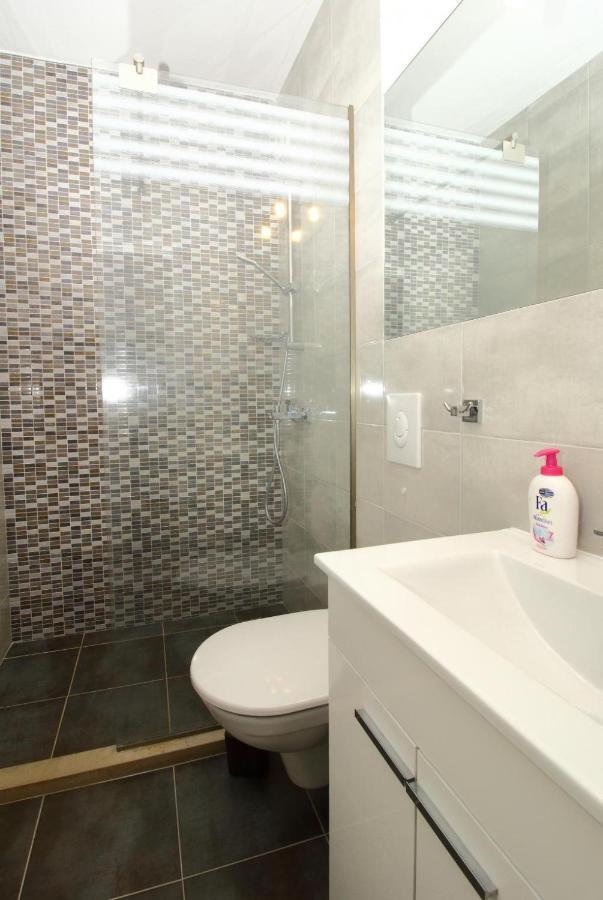 Apartments Dubreta ซัฟทัท ภายนอก รูปภาพ