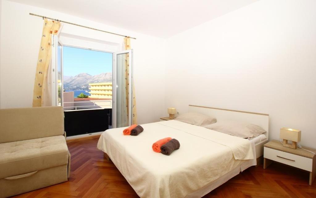 Apartments Dubreta ซัฟทัท ภายนอก รูปภาพ